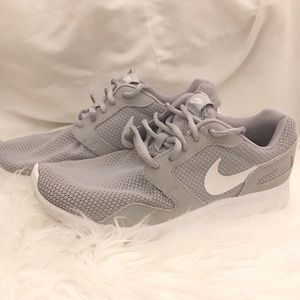 🌟Nike Kaishi Grey Running Shoes